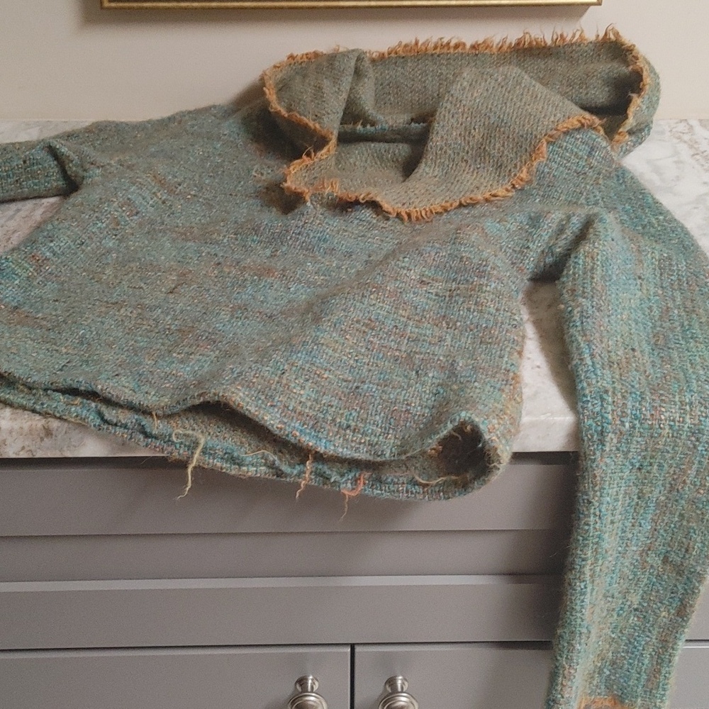 OOAK Handwoven Wool Hoodie Turquoise & Gold - Picture 7 of 17